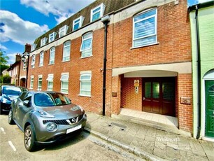 2 Bedroom Apartment For Sale In Christchurch, Dorset