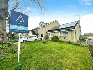 2 Bedroom Bungalow For Sale In Bicester, Oxfordshire