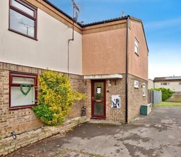 3 Bedroom End Of Terrace House For Sale In Southend-on-sea, Essex