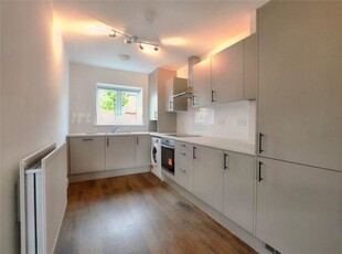 3 Bedroom End Of Terrace House To Rent