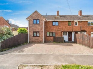 3 Bedroom Semi-detached House For Sale In Totton