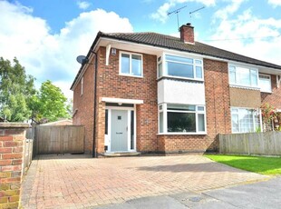 3 bedroom semi-detached house for sale Rugby, CV21 4EP