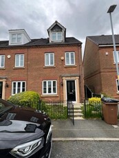 3 Bedroom Terraced House For Sale In Ashton-under-lyne