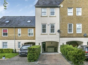 3 Bedroom Terraced House For Sale In Staines-upon-thames, Surrey