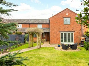 4 Bedroom Barn Conversion For Sale In Newport Pagnell, Buckinghamshire