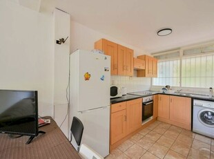 4 Bedroom Flat To Rent