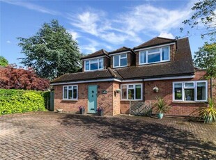 5 Bedroom Detached House For Sale In Kings Langley, Hertfordshire