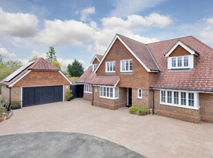 5 Bedroom Detached House For Sale In Maidstone, Kent