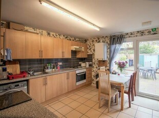 5 Bedroom Terraced House For Sale