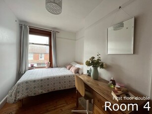 Room in a Shared House, St. Martins Road, CT1