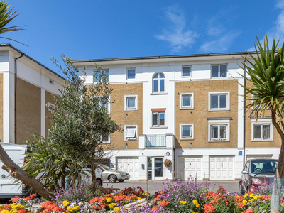 2 bedroom apartment for sale in Neptune Court, Brighton Marina Village, Brighton, BN2