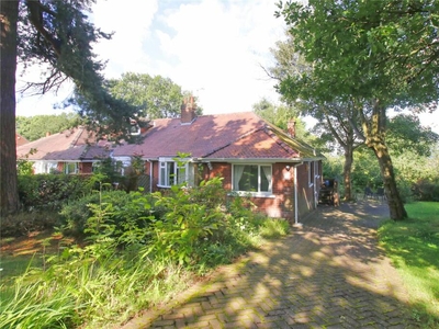 3 bedroom bungalow for sale in Hillcrest Rise, Cookridge, Leeds, West Yorkshire, LS16