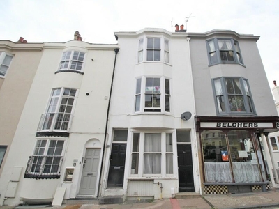 3 bedroom ground floor maisonette for sale in Montpelier Road, Brighton, BN1 2LQ, BN1