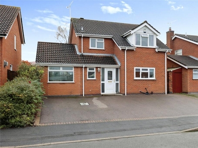 4 bedroom detached house for sale in Padgate Close, Scraptoft, Leicester, Leicestershire, LE7