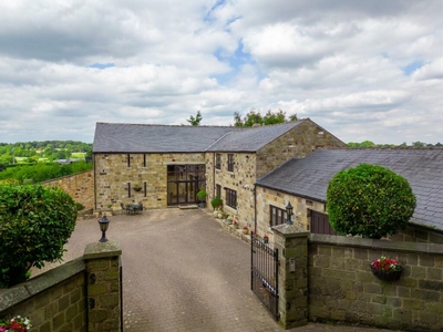 5 bedroom barn conversion for sale in Beech View Barn, Carr Lane, Thorner, Leeds, LS14