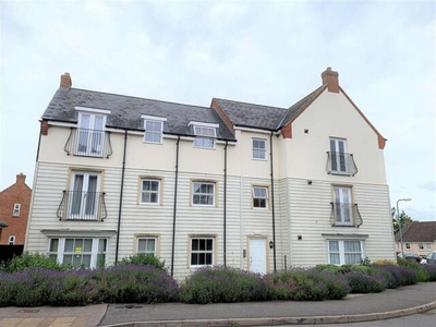 2 Bedroom Apartment For Sale In Daventry, Northants