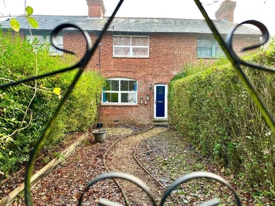 2 Bedroom Cottage For Sale In Bordon, Hampshire