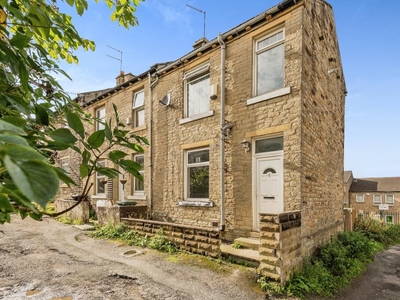 2 bedroom end of terrace house for sale in Bell Street, Wyke, Bradford, West Yorkshire, BD12