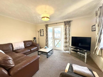 2 Bedroom Flat For Sale In Tenby, Pembrokeshire