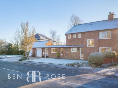 4 Bedroom Detached House For Sale In Much Hoole