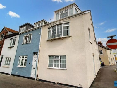 4 Bedroom End Of Terrace House For Sale In Poole, Dorset