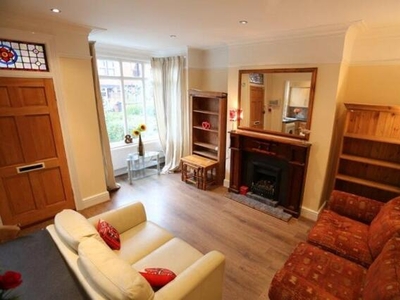 4 Bedroom Terraced House For Rent In Burley