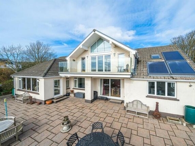 5 Bedroom Detached House For Sale In Northam