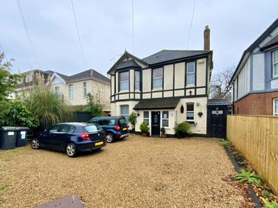 5 Bedroom Detached House For Sale In Southbourne