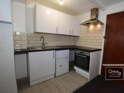 1 Bedroom Flat For Rent In St Denys Road, Southampton