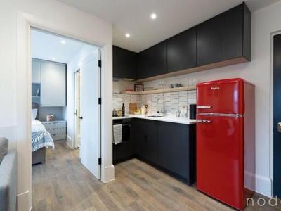 1 Bedroom Ground Floor Flat For Rent In London