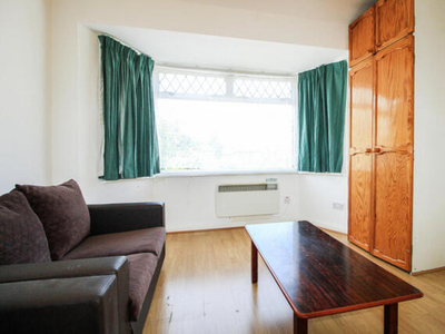 1 Bedroom Maisonette For Rent In Stanmore