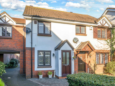 2 Bedroom End Of Terrace House For Sale In Shepperton