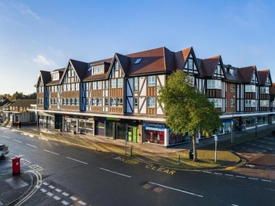 2 Bedroom Flat For Sale In Petts Wood, Orpington