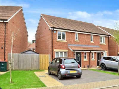 2 Bedroom Semi-detached House For Sale In Forge Wood, Crawley