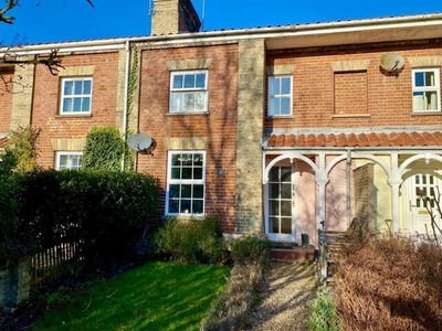 2 Bedroom Terraced House For Sale In Lowestoft, Suffolk