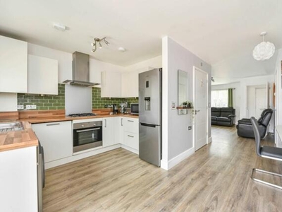 3 Bedroom End Of Terrace House For Sale In Bordon