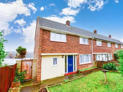 3 Bedroom End Of Terrace House For Sale In Gravesend