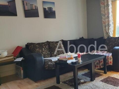 3 Bedroom Flat For Rent In Woodhouse