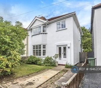 3 Bedroom Semi-detached House For Rent In Oxford