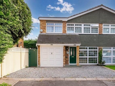 3 Bedroom Semi-detached House For Sale In Harmondsworth, West Drayton