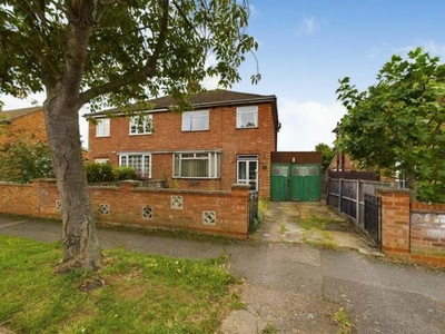 3 Bedroom Semi-detached House For Sale In Huntingdon