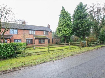 3 Bedroom Semi-detached House For Sale In Skellow