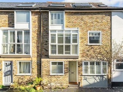 3 Bedroom Terraced House For Rent In Sandycombe Road, Richmond