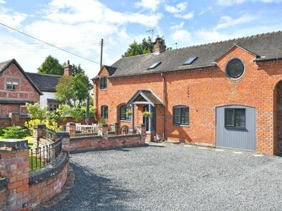 4 Bedroom Barn Conversion For Sale In Standon