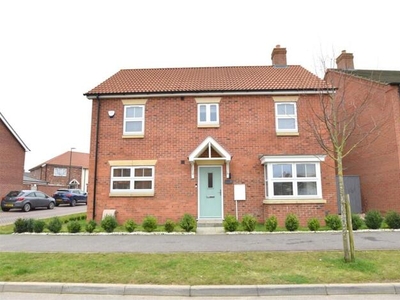 4 Bedroom Detached House For Sale In New Waltham