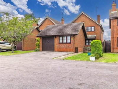 4 Bedroom Detached House For Sale In Northall, Buckinghamshire