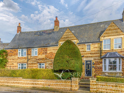 4 Bedroom Detached House For Sale In Ringstead, Northamptonshire