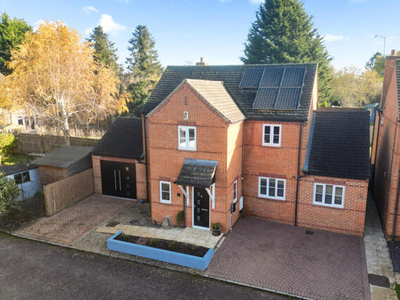 4 Bedroom House For Sale In Banbury