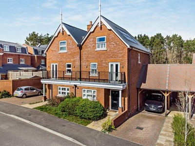 4 Bedroom House For Sale In Leigh, Tonbridge