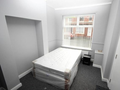 4 Bedroom House Share For Rent In Salford